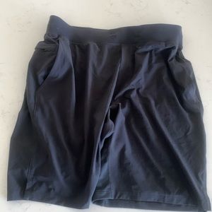 T.H.E. Short Lululemon black L 9” linerless new w/o tag